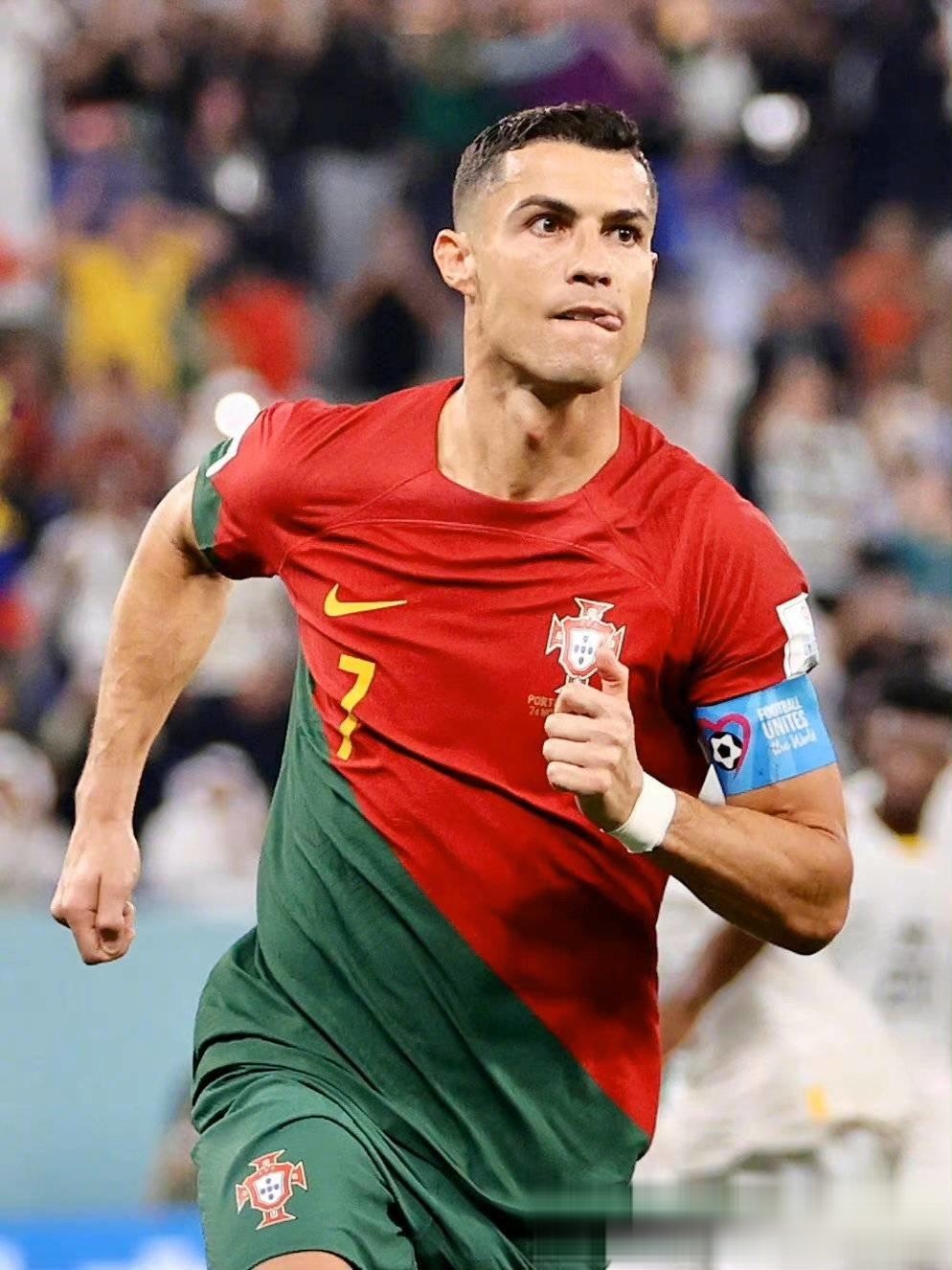 C罗错失单刀球，曼联门将神勇扑救成最大功臣！的简单介绍-乐动体育入口