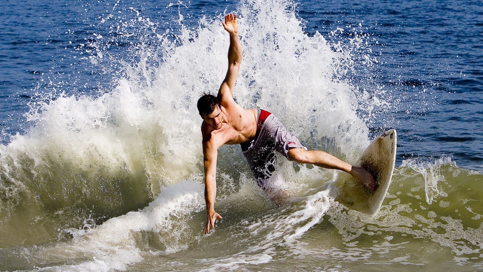 德约科维奇连续十五场比赛得分超过挺进下一轮，IG挑战极限！